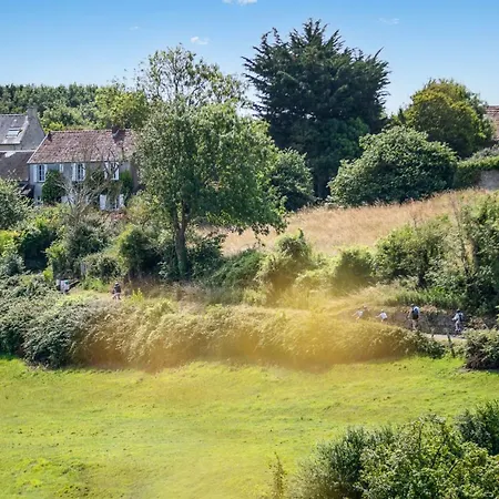 Camping Colleville-Sur-Mer Camping *
