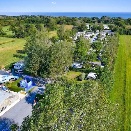 Semesteranläggning (resort) Camping Colleville-Sur-Mer *